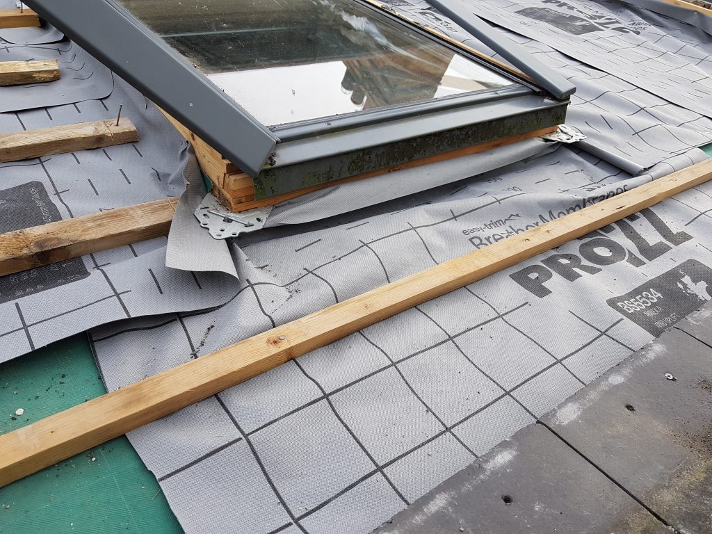 Roofing Underlay Being installed